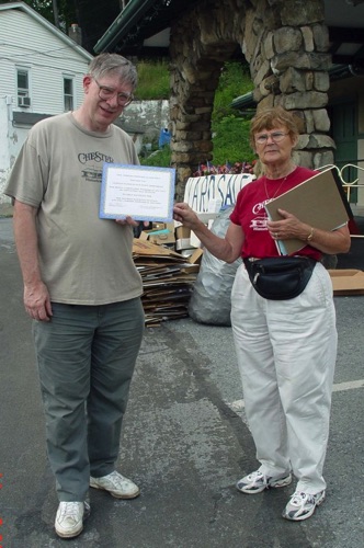 2008-06-14 Society Secretary, Norma presents award to Town of Chester Historian, Clif, for his efforts in moving Yard Sale inventory. DSC04151a.jpg